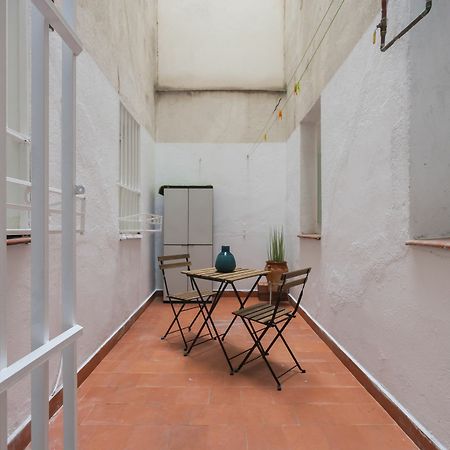 Dobo Rooms Ronda De Segovia Madrid Exterior foto