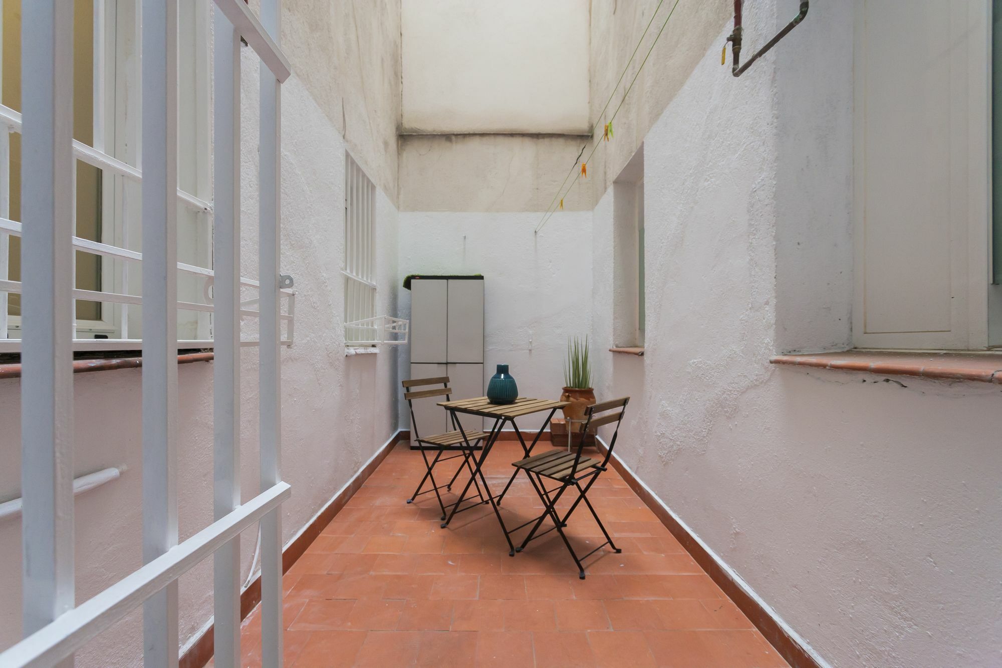 Dobo Rooms Ronda De Segovia Madrid Exterior foto