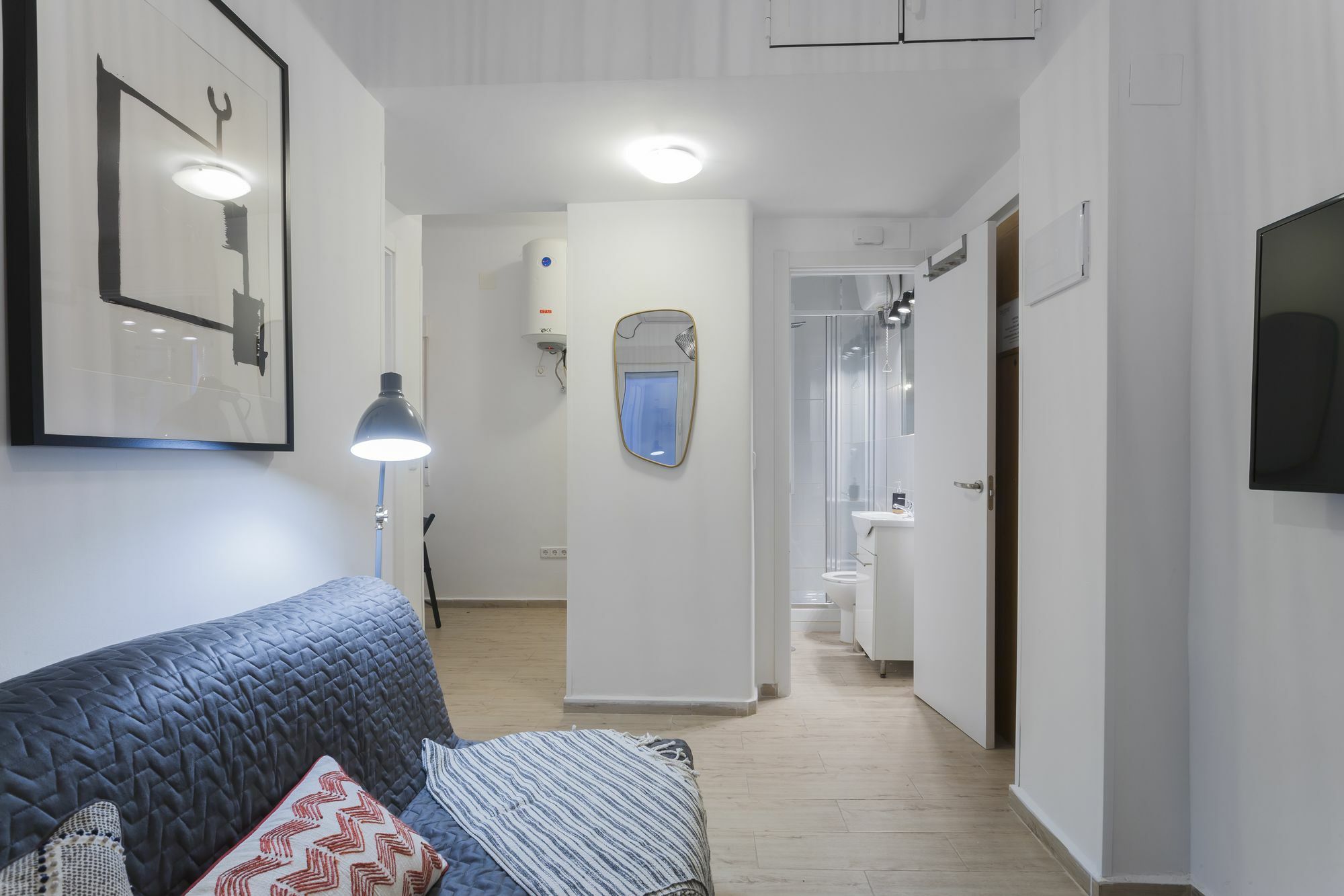 Dobo Rooms Ronda De Segovia Madrid Exterior foto