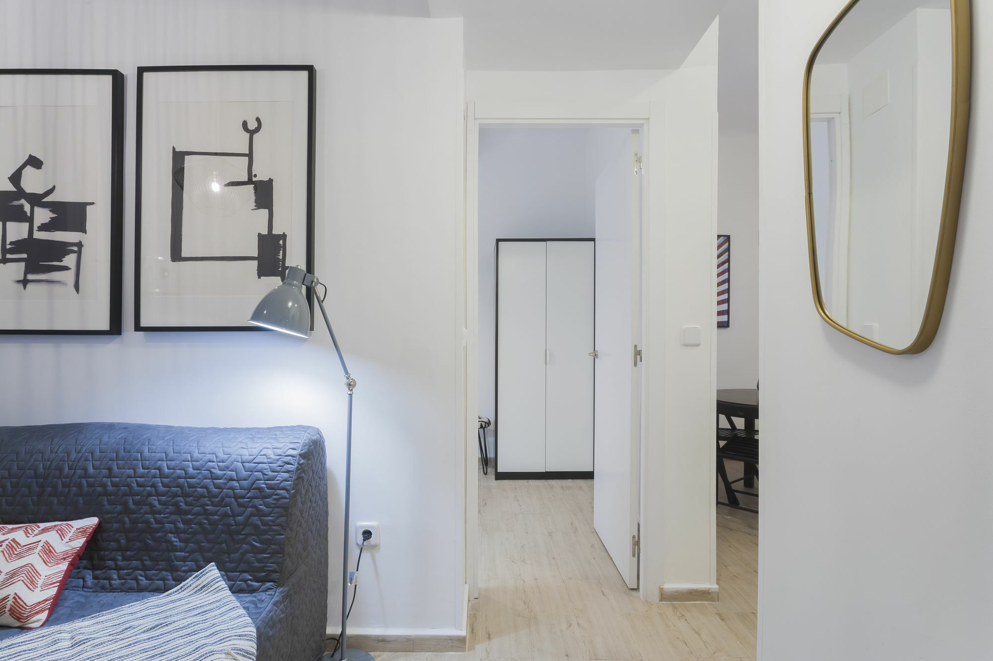 Dobo Rooms Ronda De Segovia Madrid Exterior foto